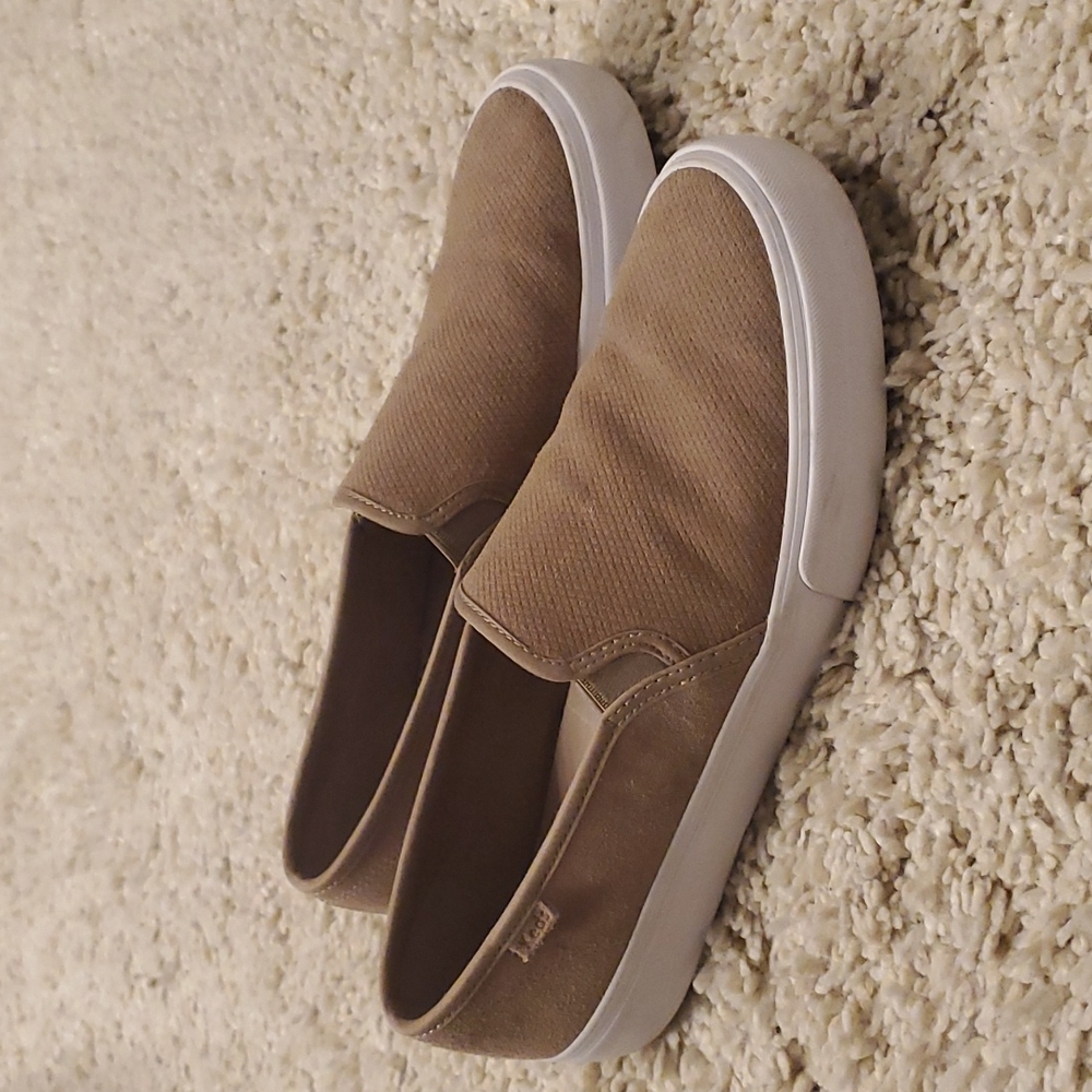 Keds Dream Foam leather slip-on shoe 9.5